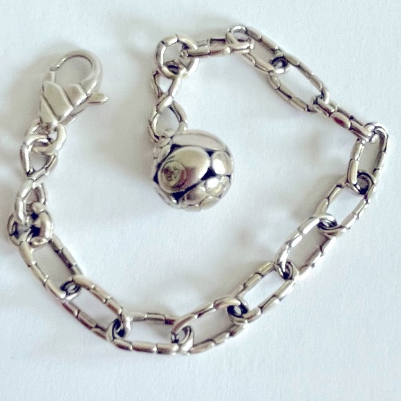 John Hardy Sterling Silver White Kali Pebble  Ball Charm Bracelet - Picture 1 of 6